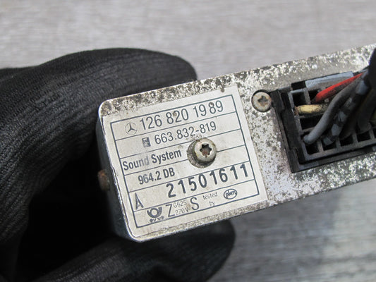 86-91 Mercedes W126 C126 Coupe Radio Amplifier Module 1268201989 OEM