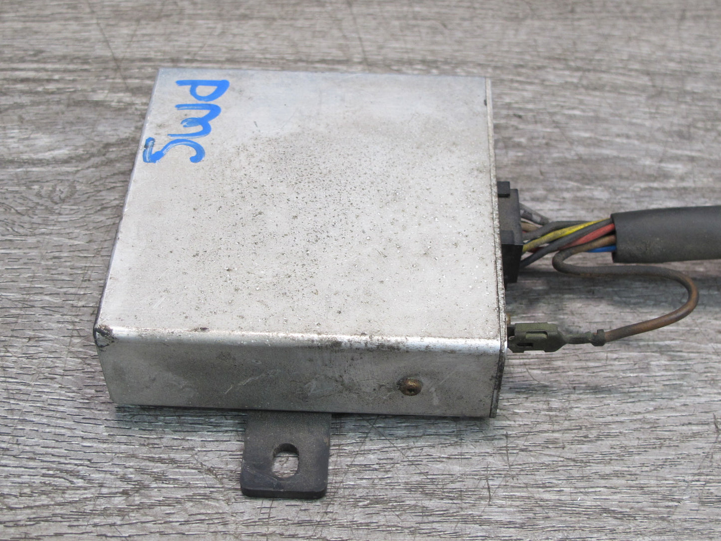 86-91 Mercedes W126 C126 Coupe Radio Amplifier Module 1268201989 OEM