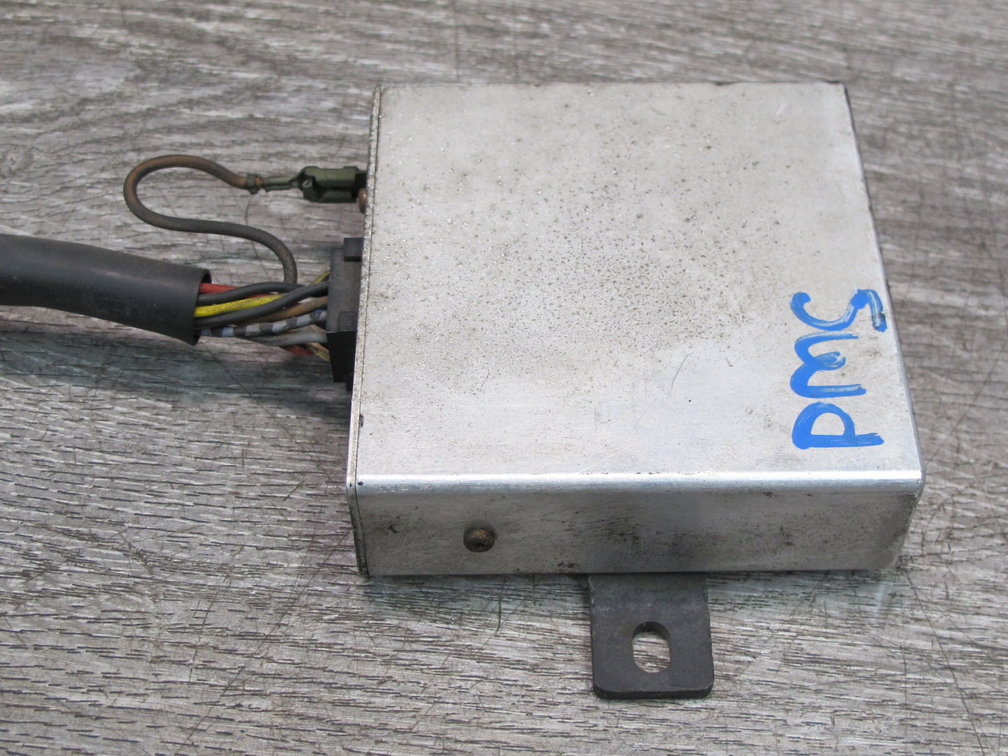 86-91 Mercedes W126 C126 Coupe Radio Amplifier Module 1268201989 OEM
