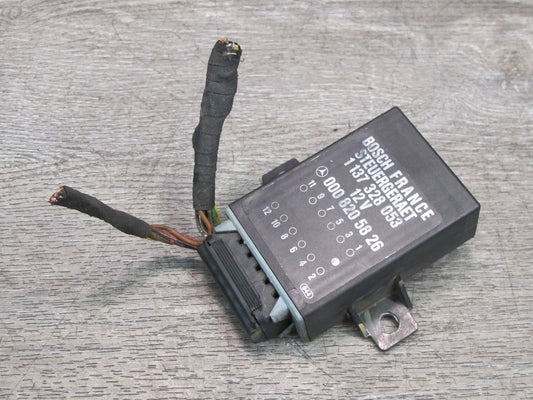 86-91 Mercedes W126 C126 Coupe Seat Belt Arm Retractor Relay Control Module OEM