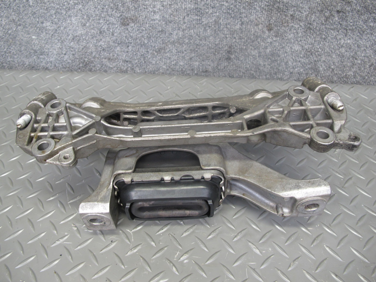 07-15 Mini R56 R57 R58 R60 N14 N18 Engine & Manual Transmission Mount Set OEM