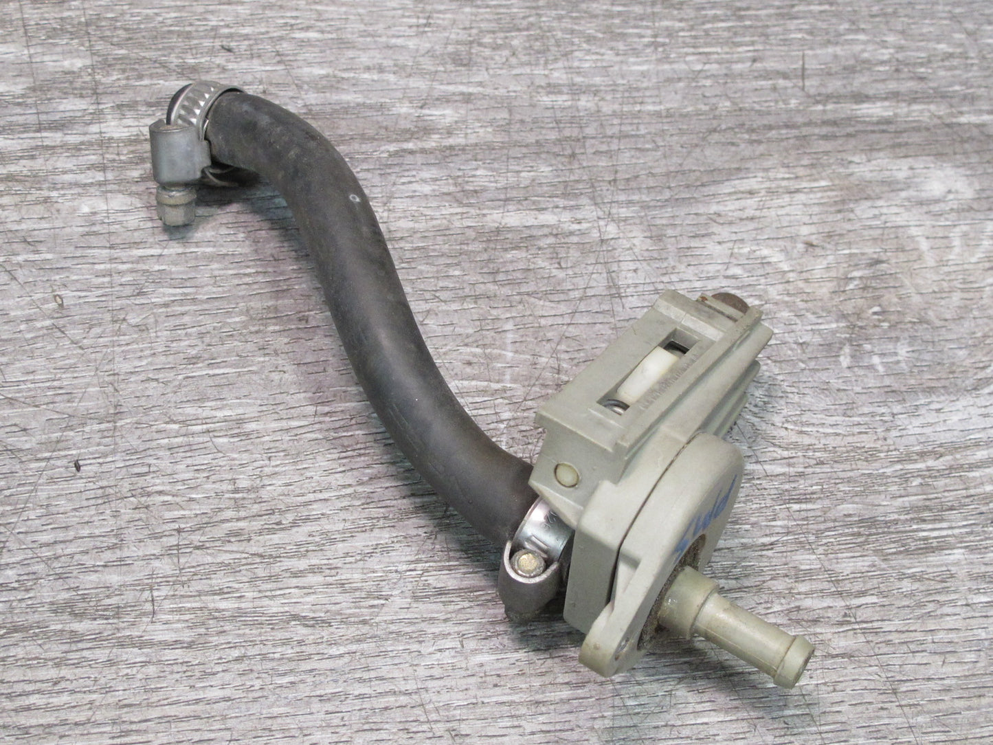 86-91 Mercedes W126 C126 Windshield Heating Control Thermo Valve 1268300484 OEM