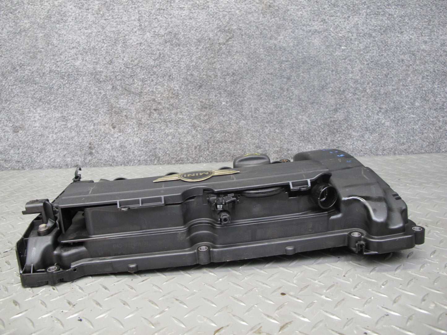 09-12 Mini Cooper JCW R55 R56 R57 R58 N14 Engine Cylinder Head Valve Cover OEM