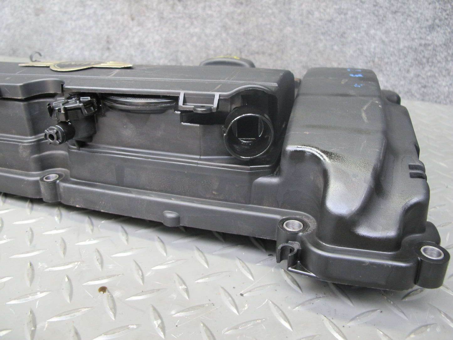 09-12 Mini Cooper JCW R55 R56 R57 R58 N14 Engine Cylinder Head Valve Cover OEM