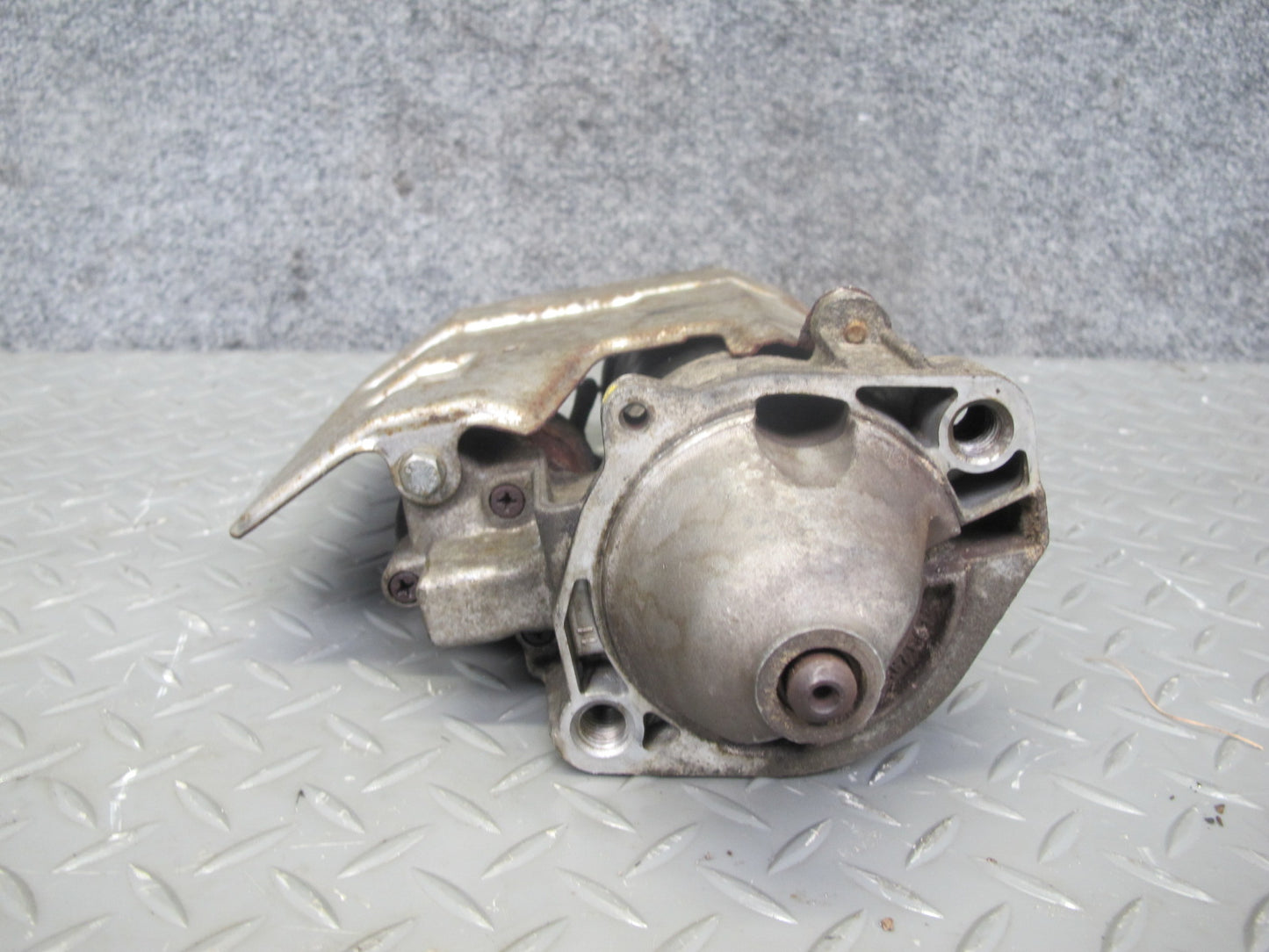 94-99 Mercedes W140 S500 M119 Engine Starter Motor w Shield OEM
