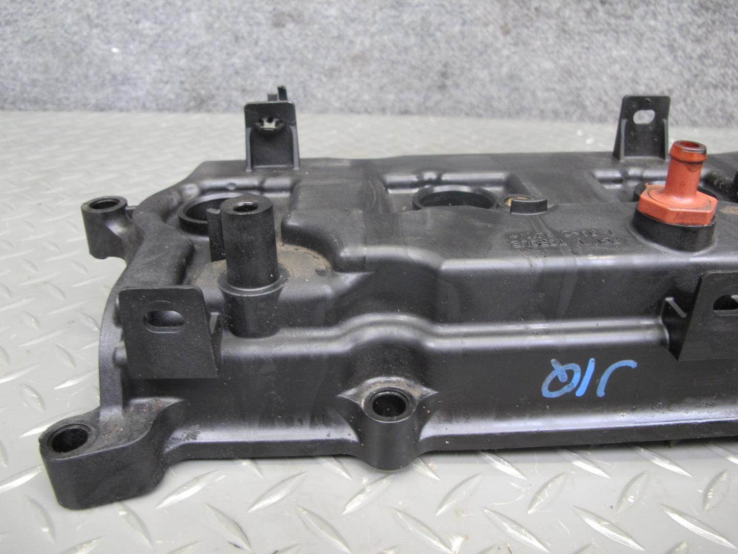 2014-2017 Infiniti QX60 2.5L Hybrid QR25DER Engine Cylinder Head Valve Cover