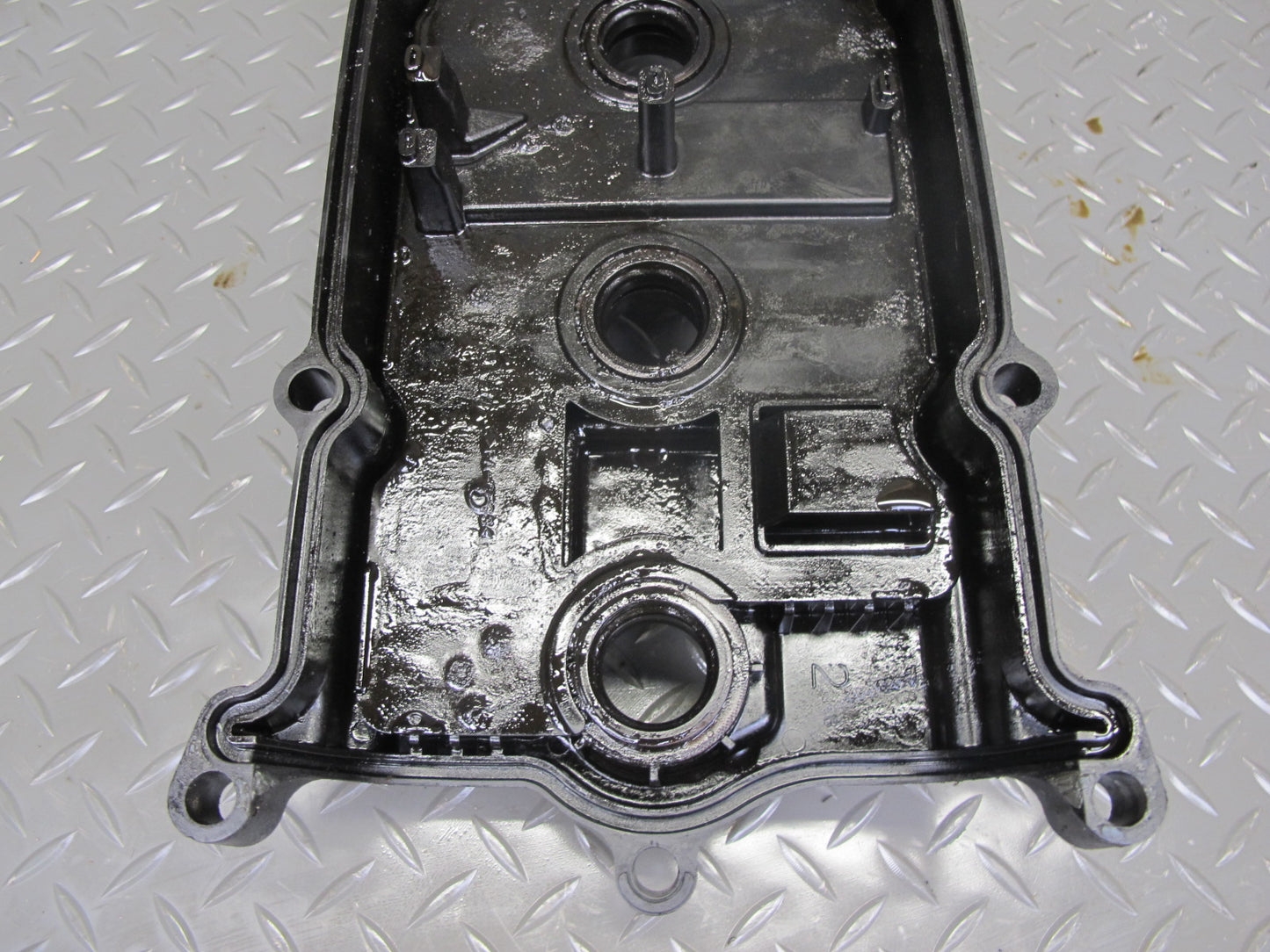 2014-2017 Infiniti QX60 2.5L Hybrid QR25DER Engine Cylinder Head Valve Cover