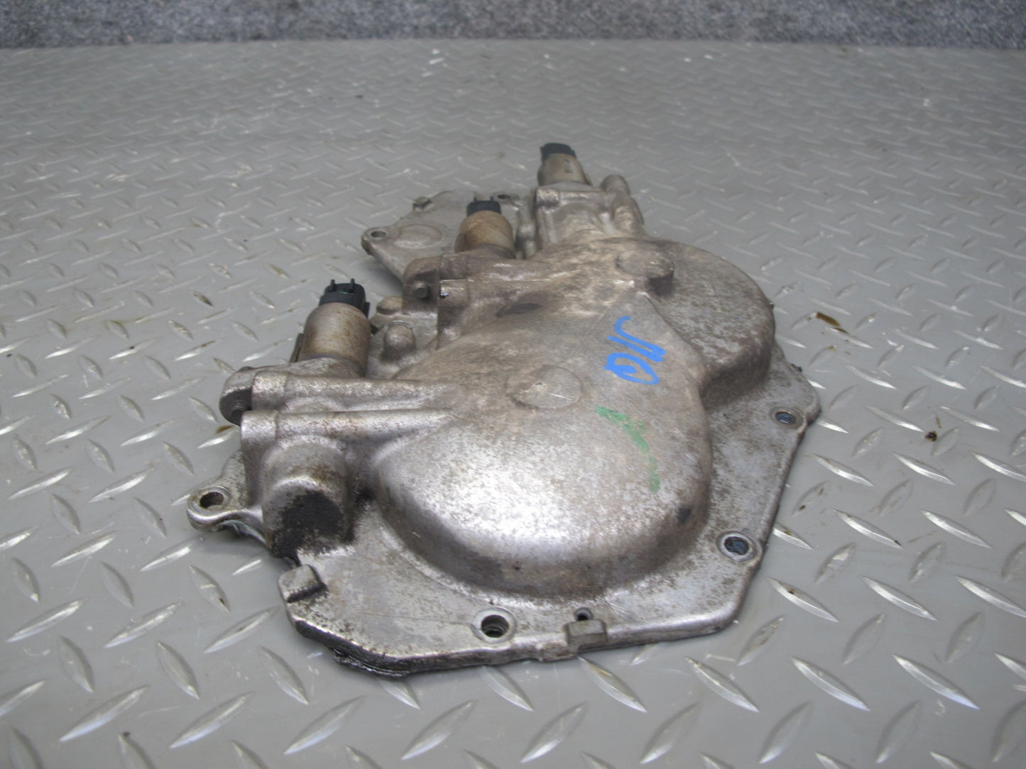 2014-2017 Infiniti QX60 2.5L Hybrid QR25DER Engine Valve Timing Solenoid Cover