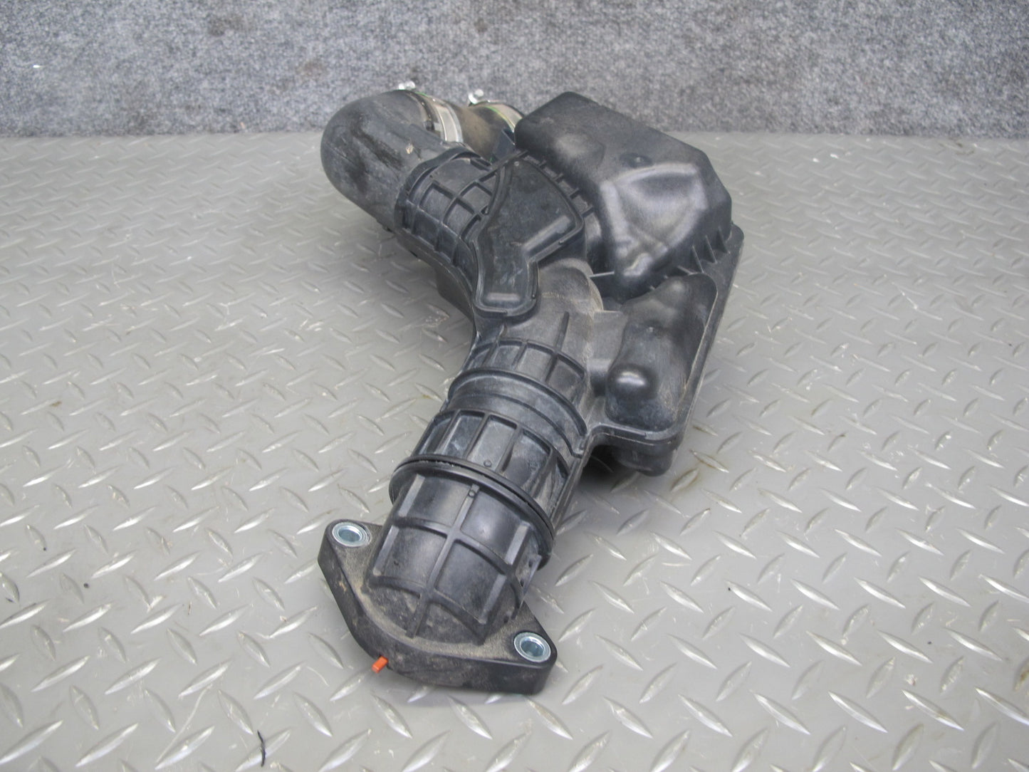 2014-2017 Infiniti QX60 2.5L Hybrid Air Intake Resonator Hose Duct Line