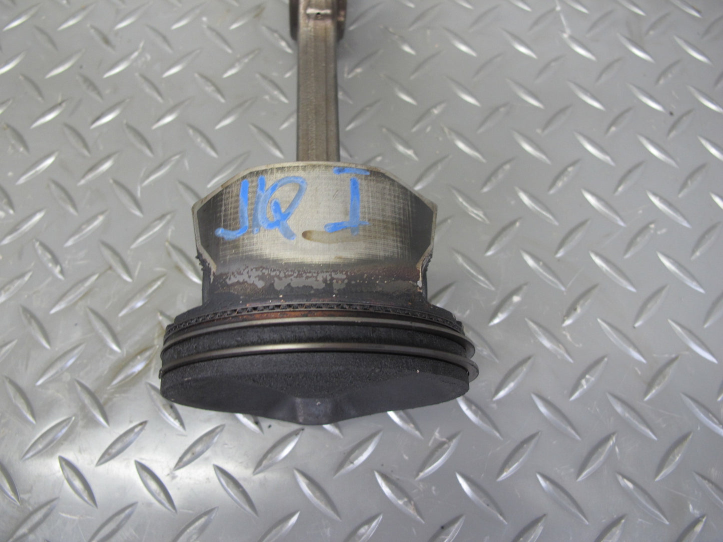 2014-2017 Infiniti QX60 2.5 QR25DER Hybrid Set of 4 Engine Piston Connecting Rod