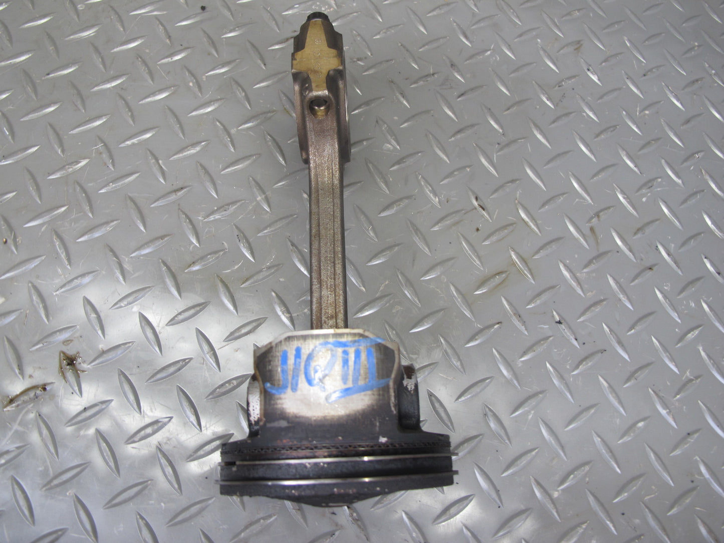 2014-2017 Infiniti QX60 2.5 QR25DER Hybrid Set of 4 Engine Piston Connecting Rod