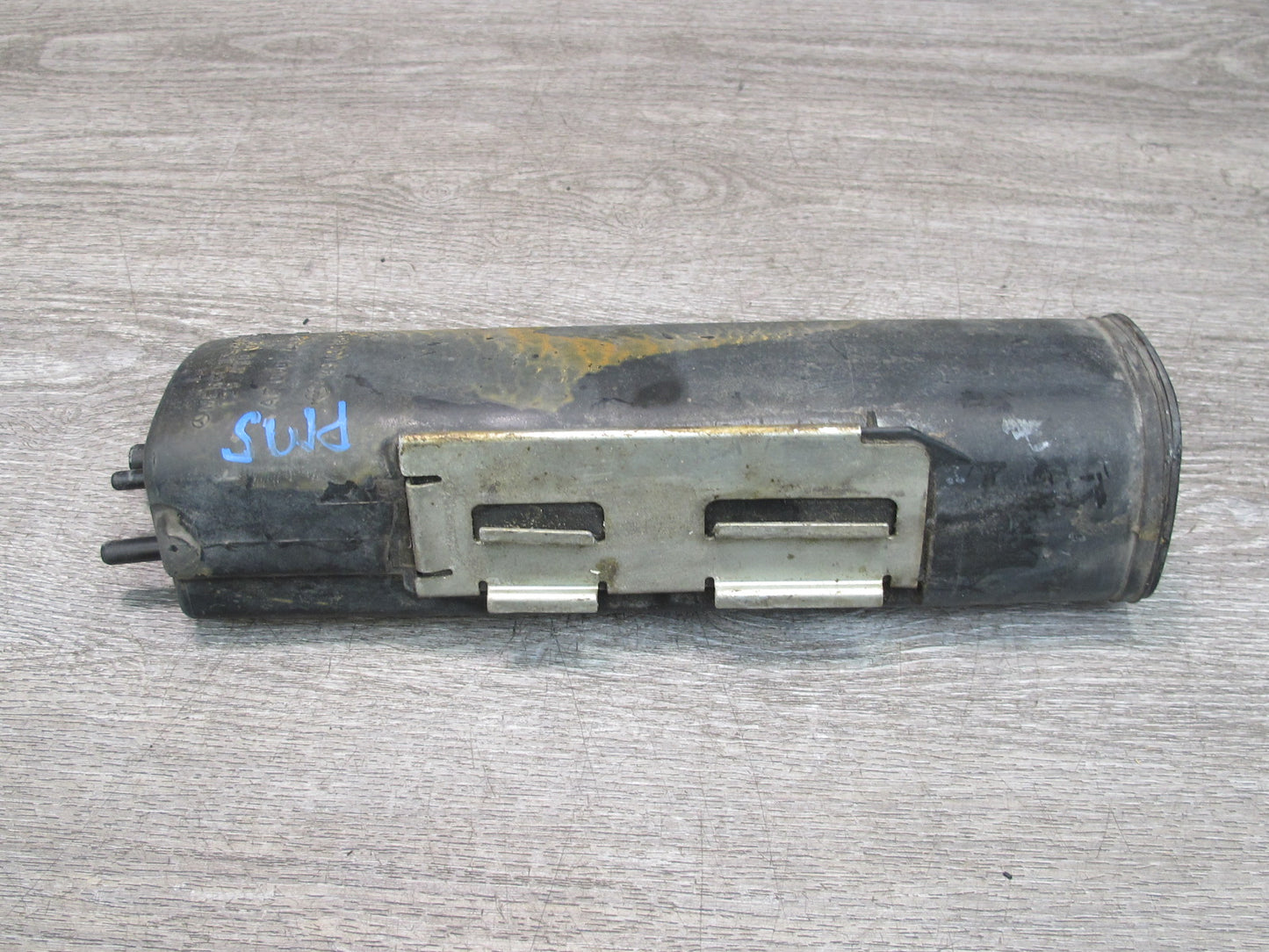 86-91 Mercedes W126 C126 Fuel Evap Vapor Charcoal Canister 1294700059 OEM