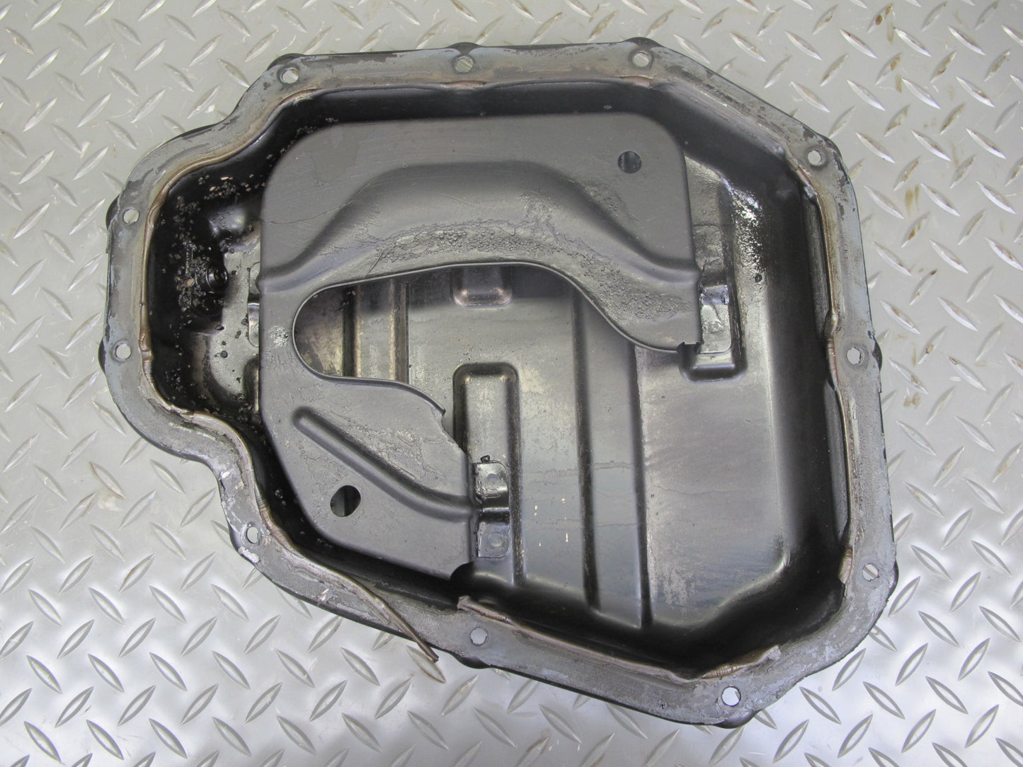2014-2017 Infiniti QX60 2.5L Hybrid QR25DER Engine Lower Oil Pan OEM