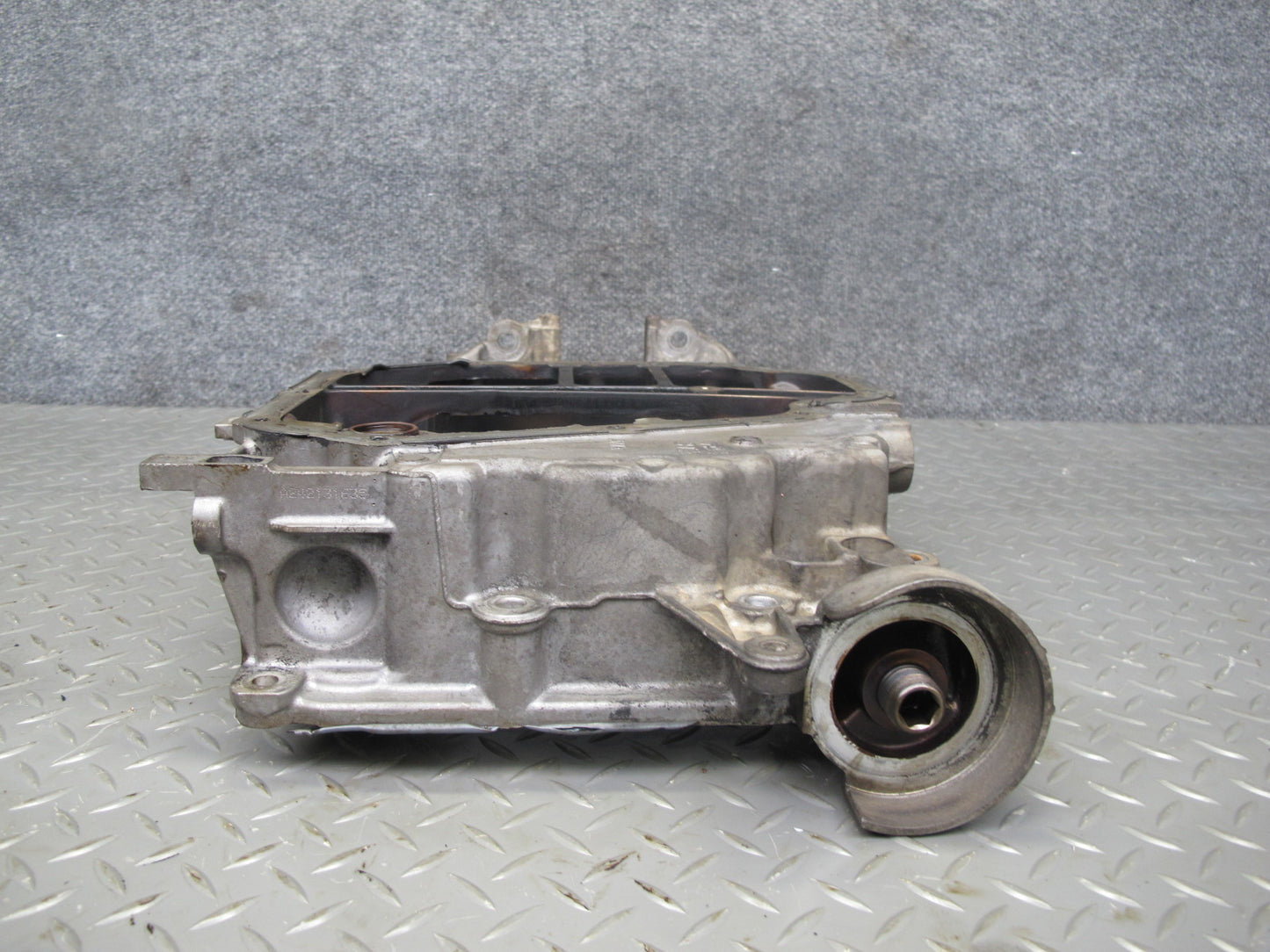 2014-2017 Infiniti QX60 2.5L Hybrid QR25DER Engine Upper Oil Pan OEM