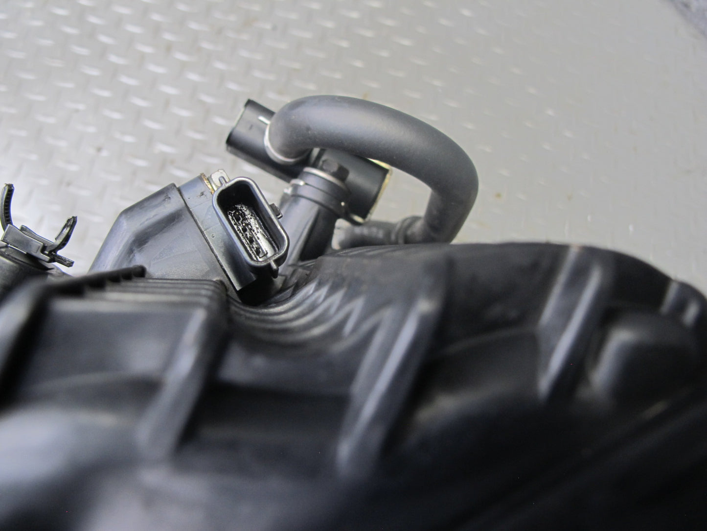 2014-2017 Infiniti QX60 2.5L Hybrid Intake Manifold Intercooler Throttle Body