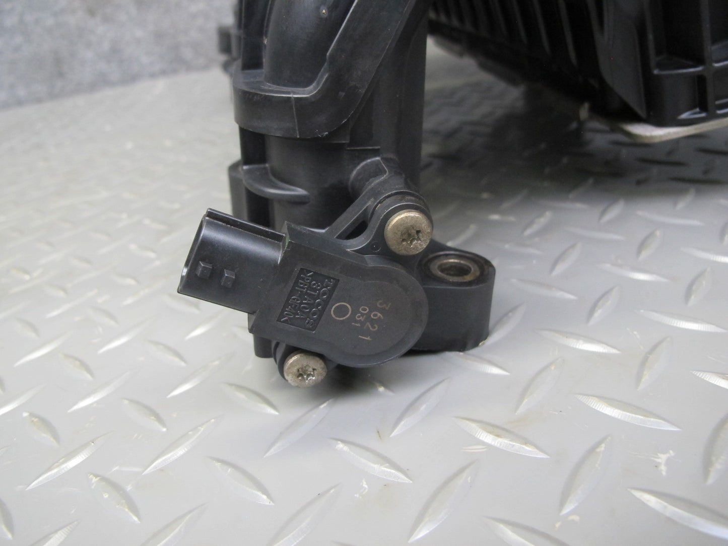 2014-2017 Infiniti QX60 2.5L Hybrid Intake Manifold Intercooler Throttle Body