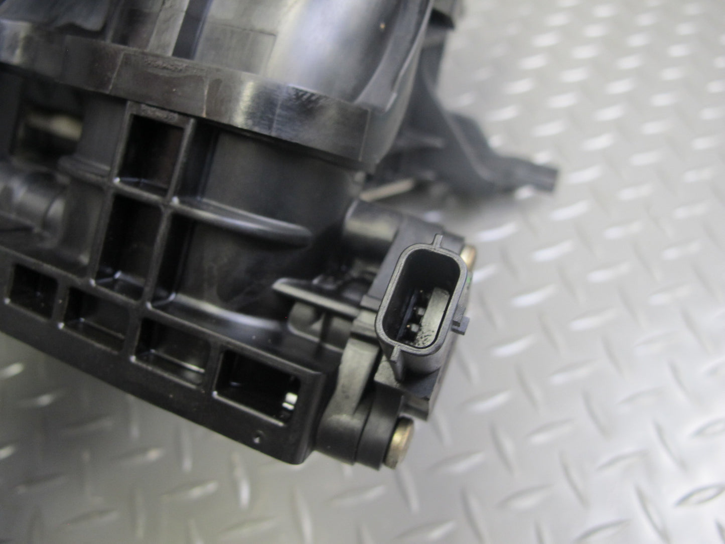 2014-2017 Infiniti QX60 2.5L Hybrid Intake Manifold Intercooler Throttle Body