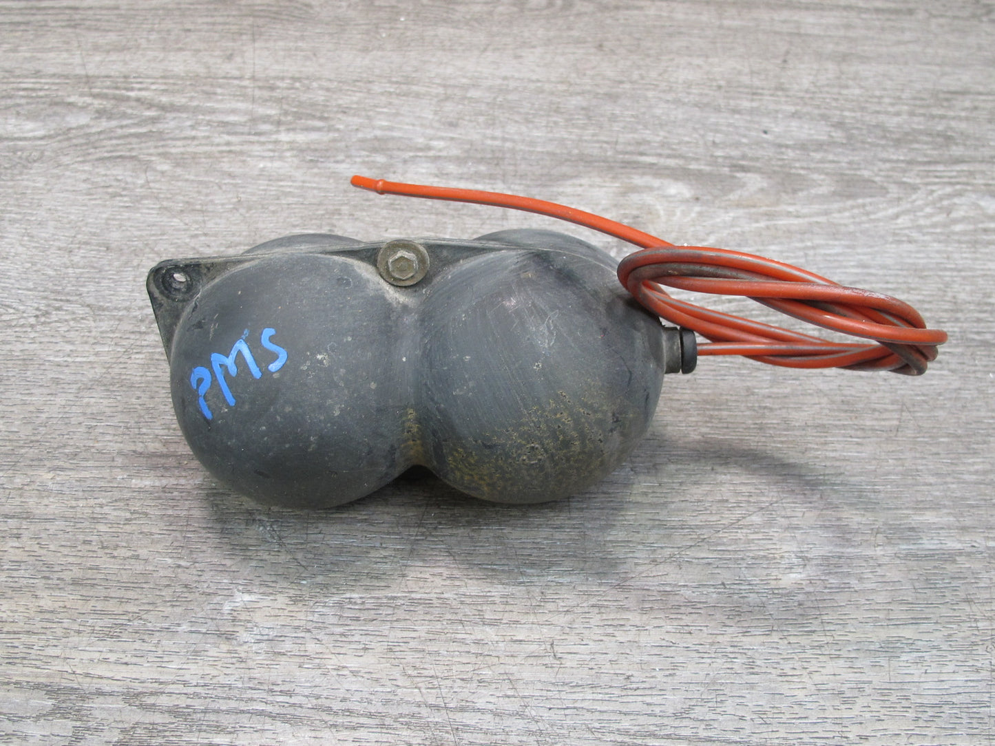 86-91 Mercedes W126 C126 Vacuum Reservoir Tank OEM