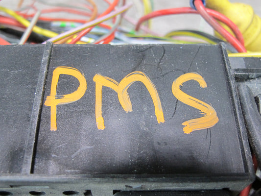 86-91 Mercedes W126 C126 Fuse Relay Box Module OEM