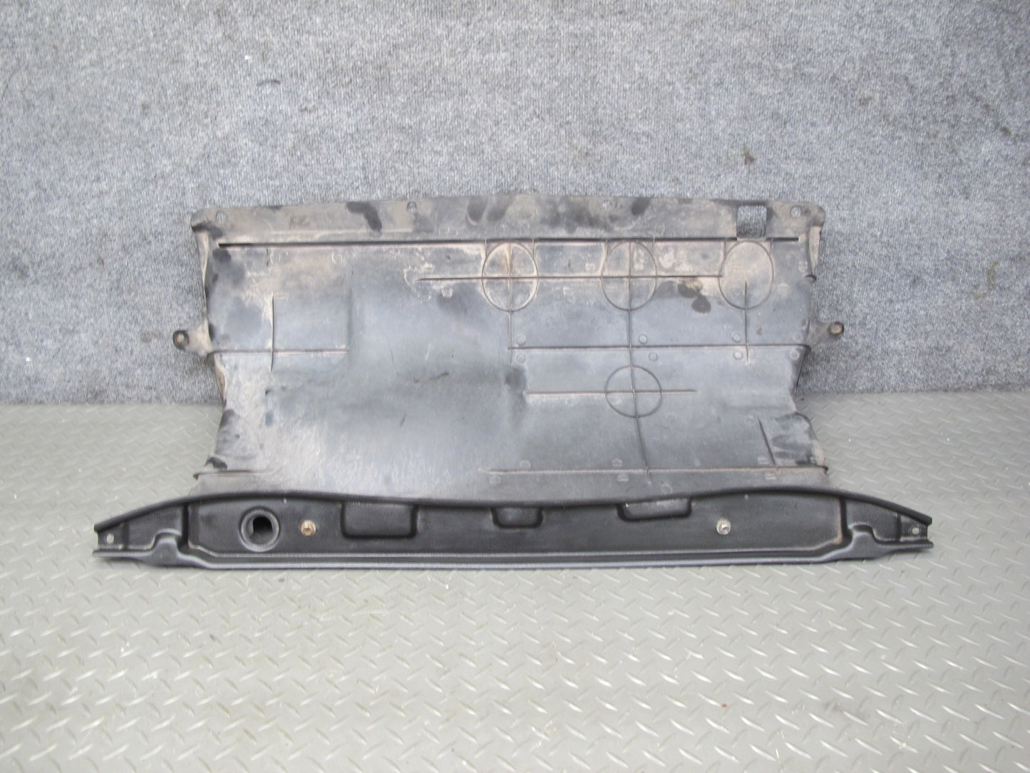 92-00 Lexus UZZ30L SC300 SC400 Radiator Upper Air Deflector 53293-24010 OEM