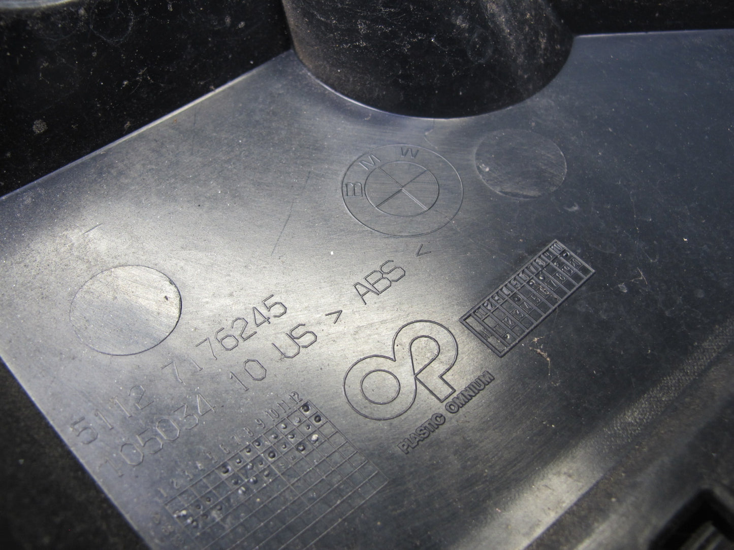 2008-2014 BMW E71 E72 X6 Rear Right Left Side Bumper Mount Bracket Support Set