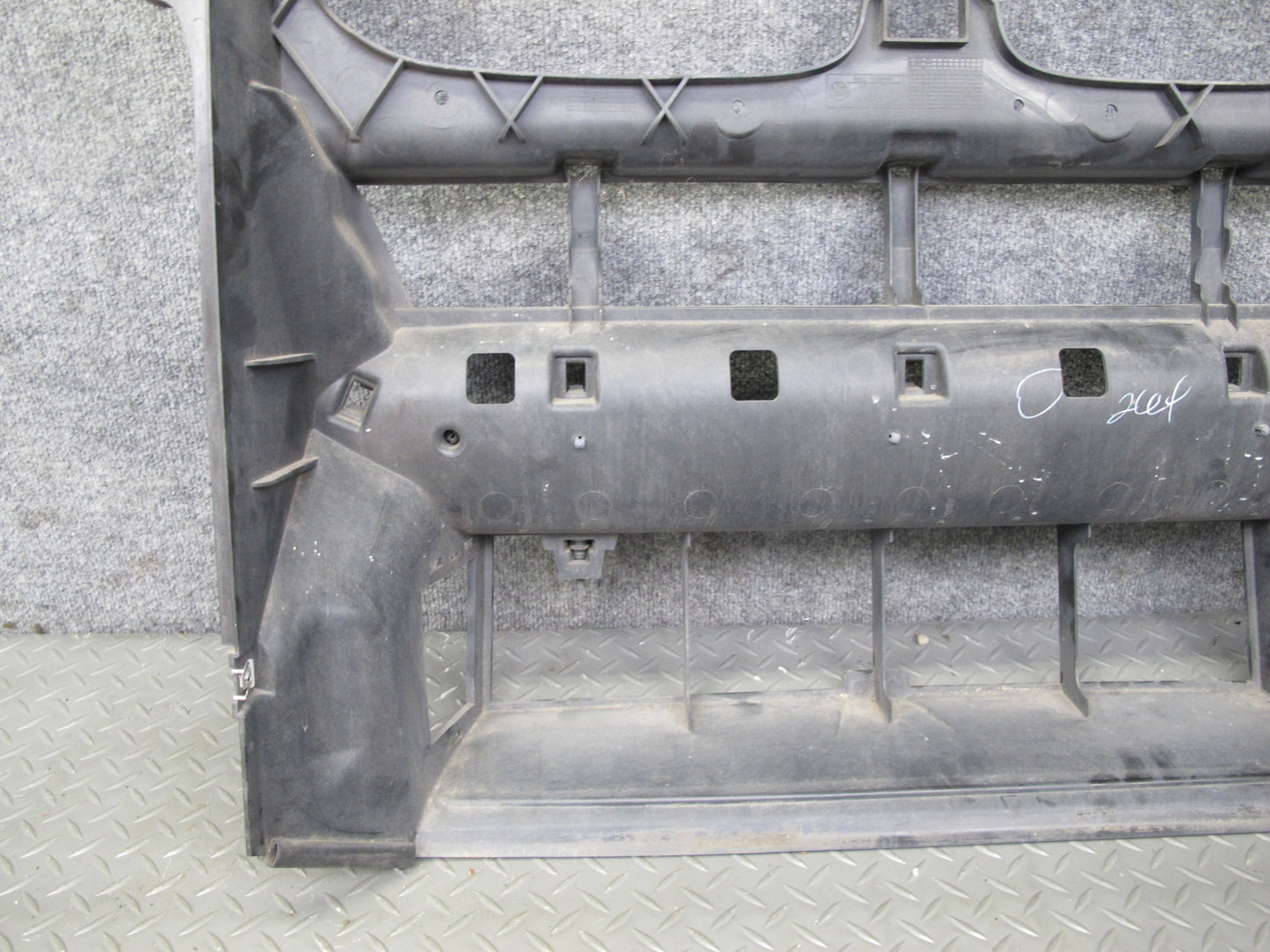 2008-2014 BMW E71 X6 Engine Air Duct Radiator Core Support Shroud Frame Cover
