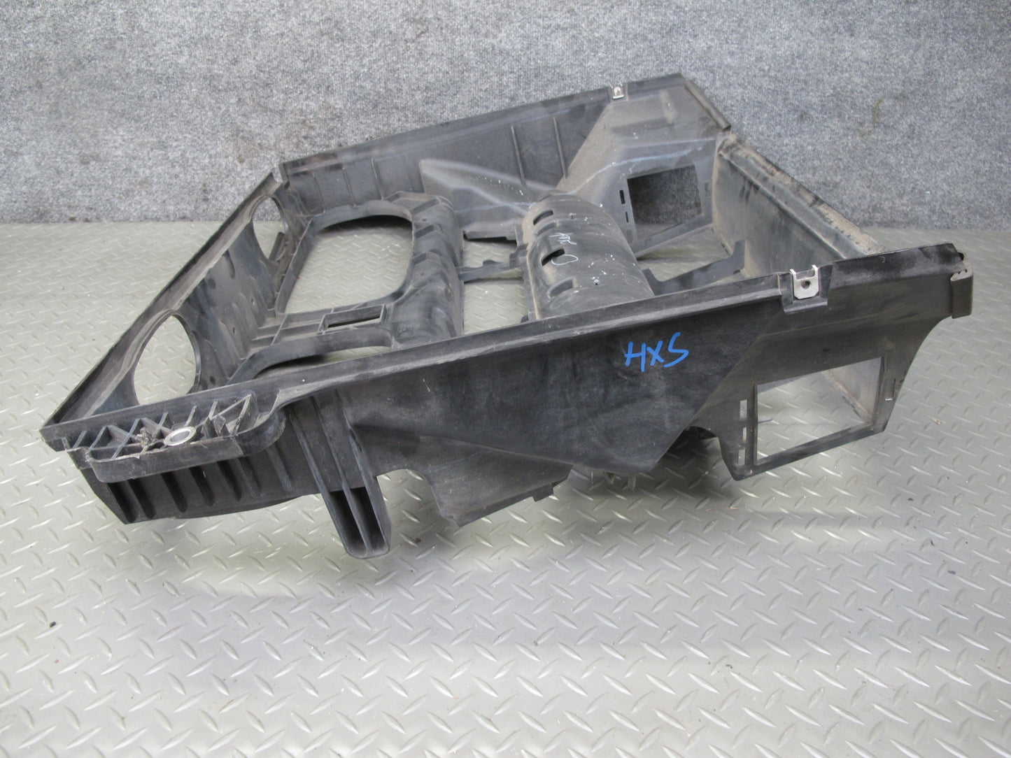 2008-2014 BMW E71 X6 Engine Air Duct Radiator Core Support Shroud Frame Cover