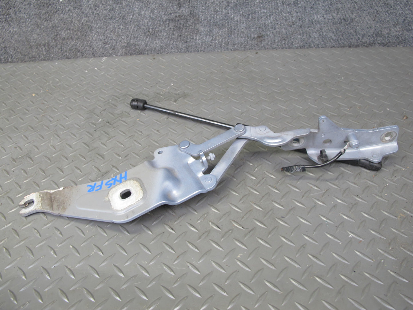 2008-2014 BMW E71 E72 X6 Front Left & Right Hood Hinge w Support Set of 2