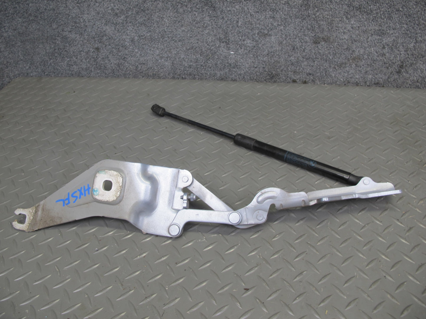2008-2014 BMW E71 E72 X6 Front Left & Right Hood Hinge w Support Set of 2