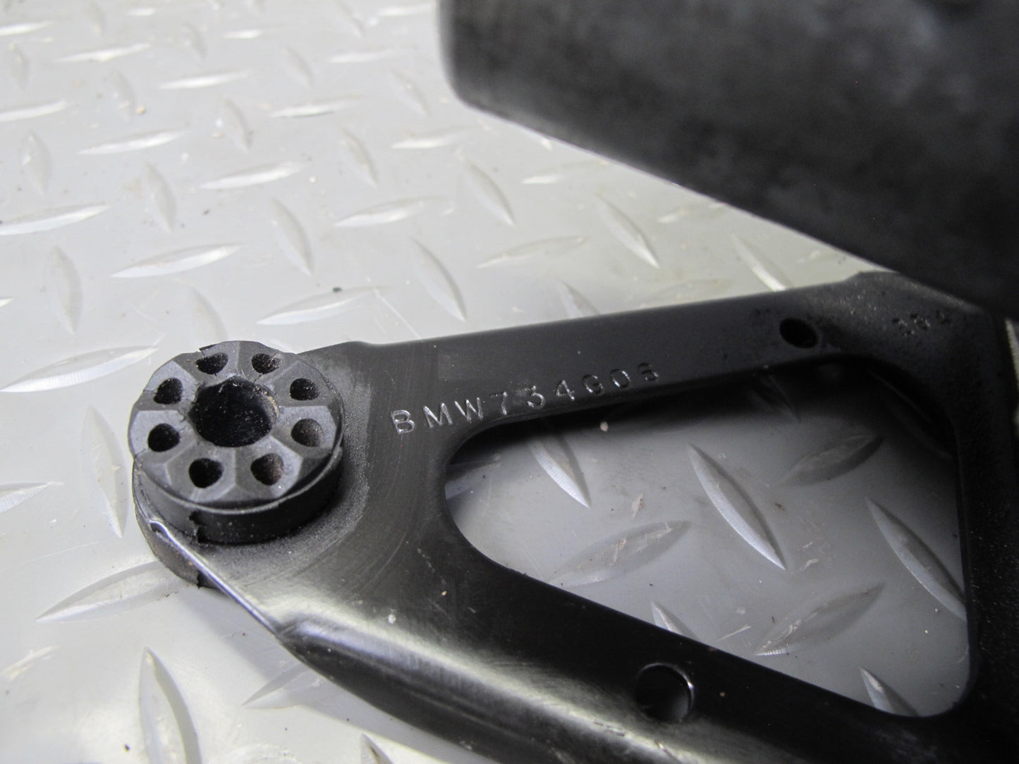 2010-2011 BMW E72 X6 Hybrid Anti Lock Brake ABS Pump Module 6796885