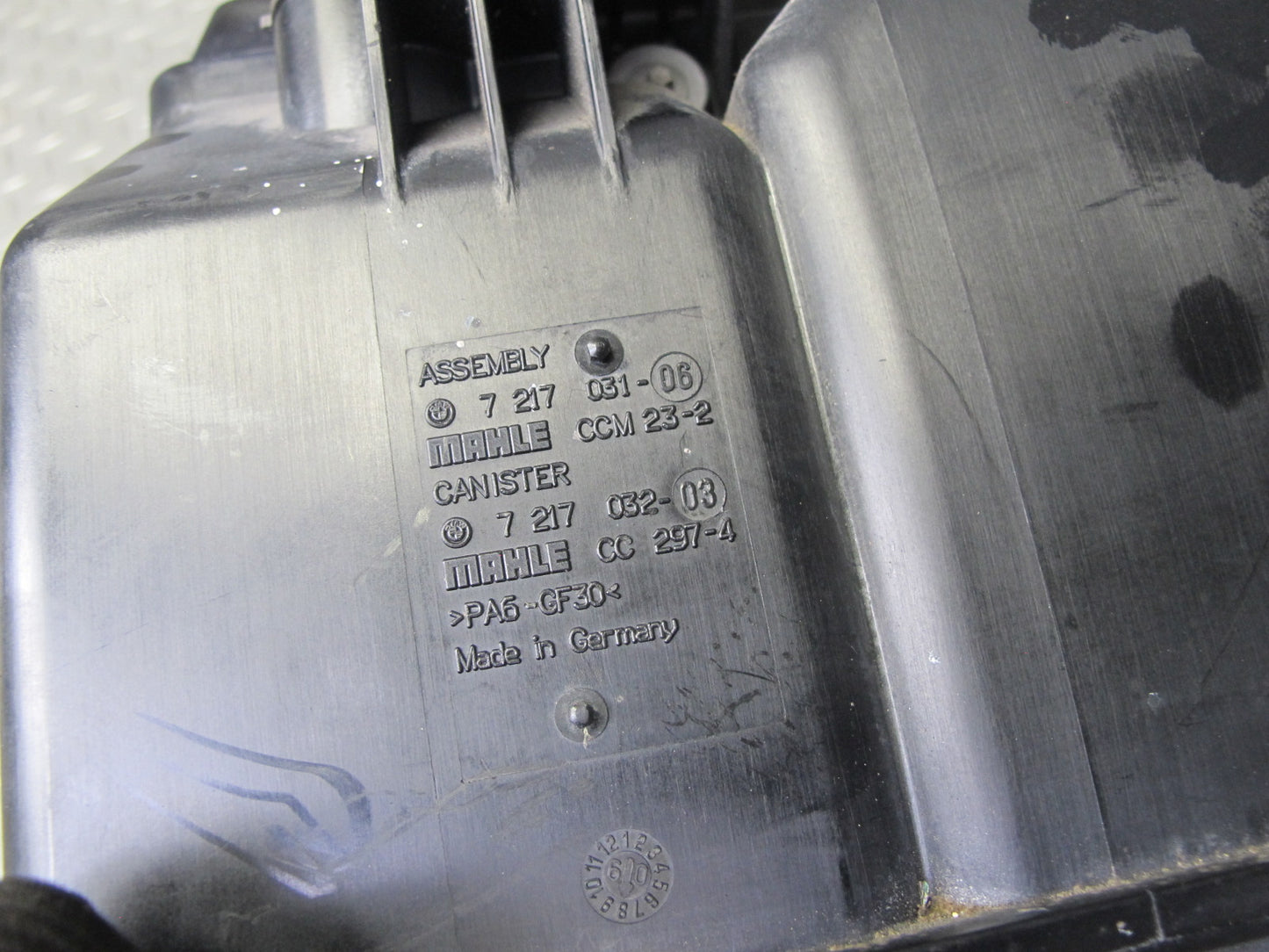 2010-2011 BMW E72 X6 Hybrid Fuel Evap Vapor Charcoal Canister 7217031