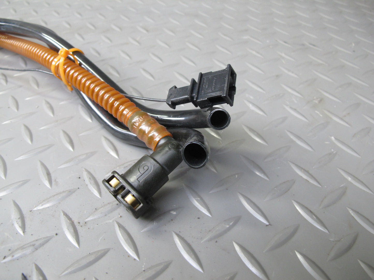 2008-2014 BMW E71 E72 X6 4.4L Fuel Pump Level Sensor Sending Unit Set of 2