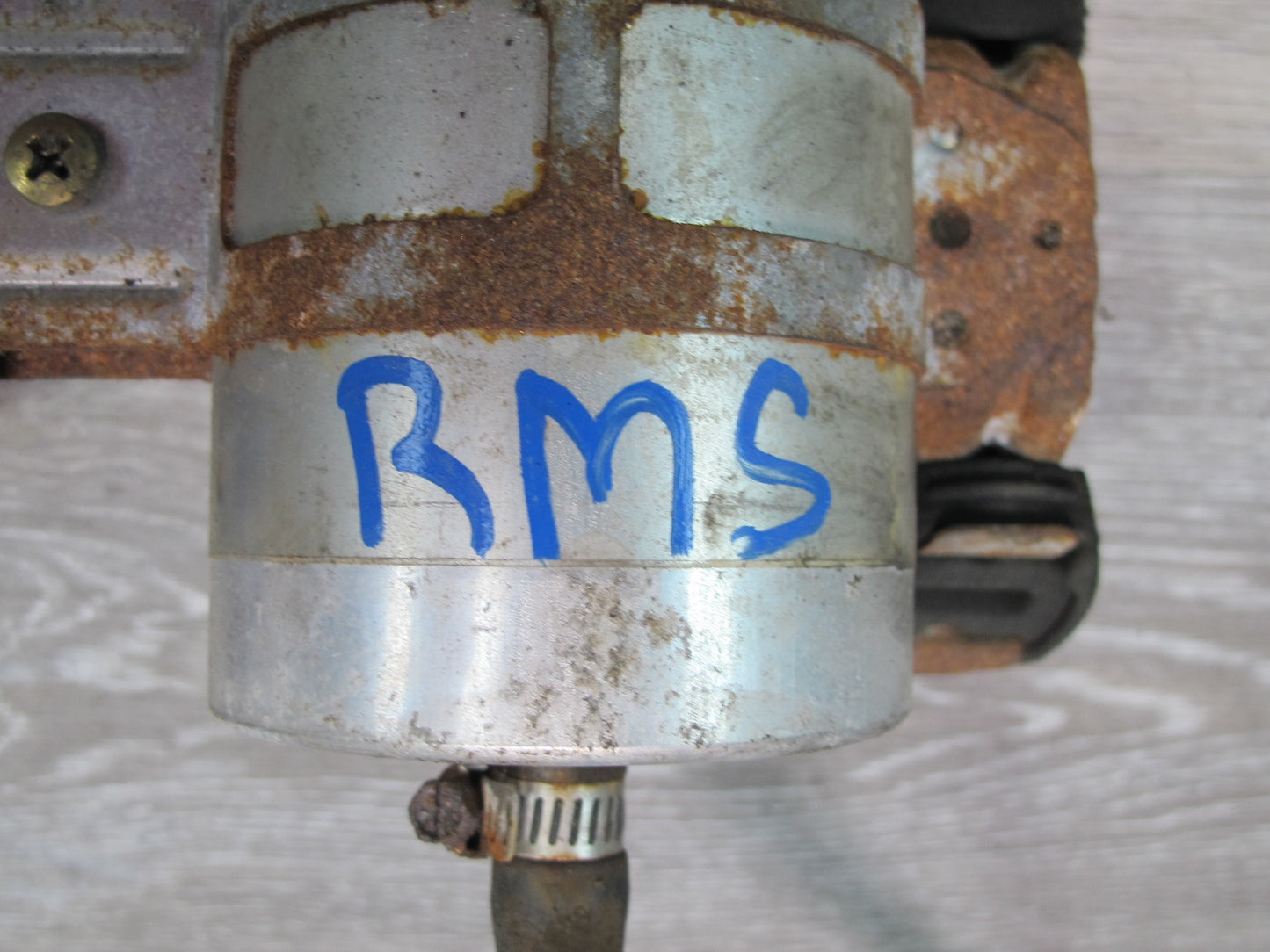 96-99 Mercedes W140 S500 Fuel Pump Filter Assembly OEM