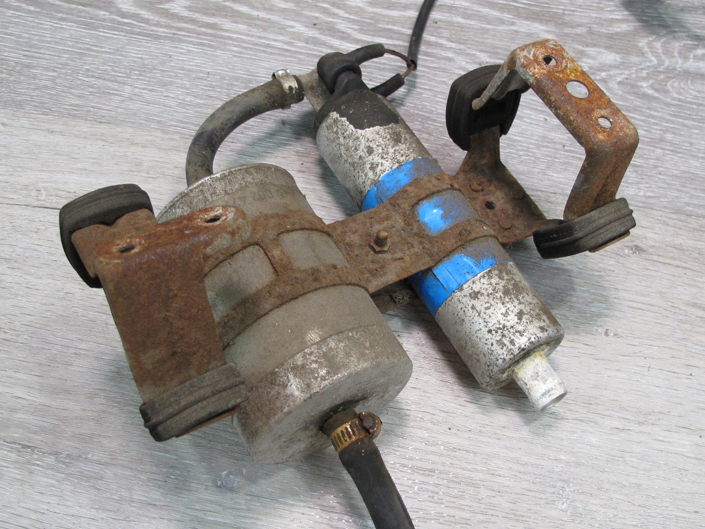96-99 Mercedes W140 S500 Fuel Pump Filter Assembly OEM