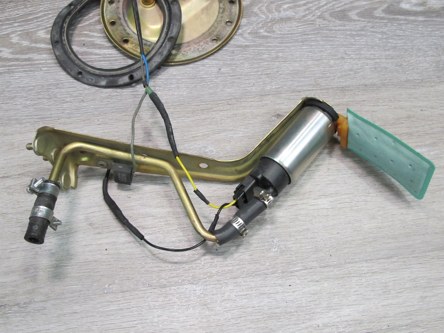 95-97 Lexus UZZ30L SC300 SC400 Fuel Pump Level Sensor Sending Unit Set OEM