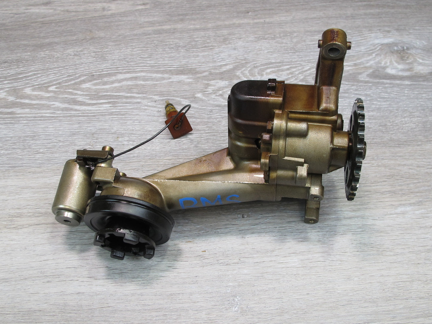 96-99 Mercedes W140 S500 119.980 Engine Motor Oil Pump 1191860501 OEM