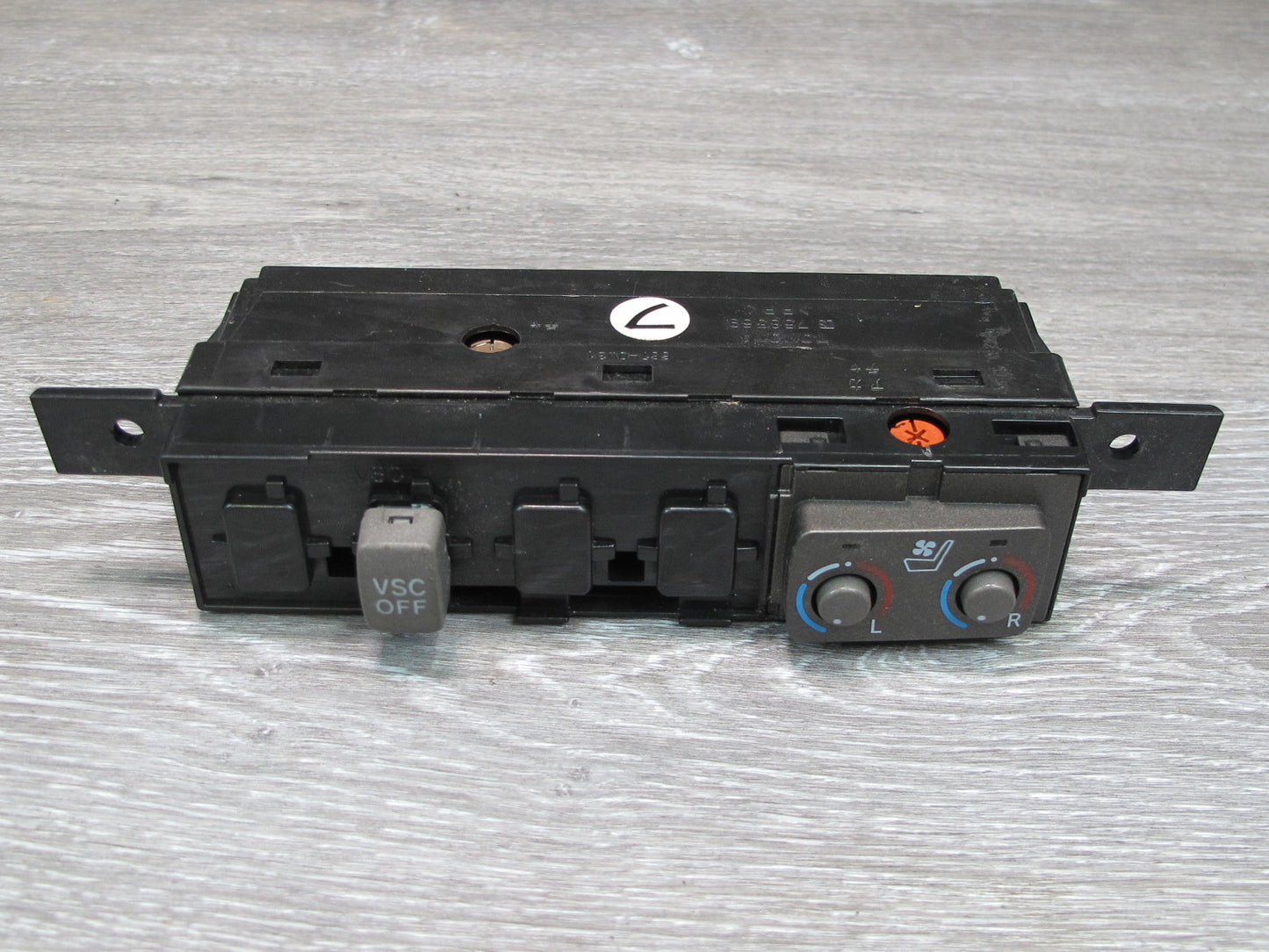01-03 Lexus LS430 UCF30L Center Console Ventilation Seat VSC Switch Panel OEM