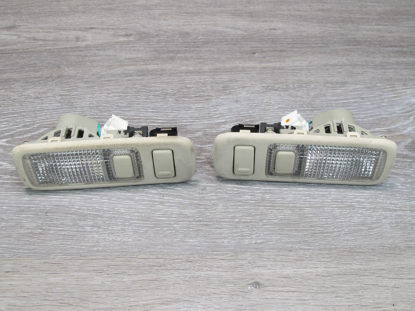 01-03 Lexus LS430 UCF30L Set of 2 Rear Left & Right Dome Light Lamp OEM