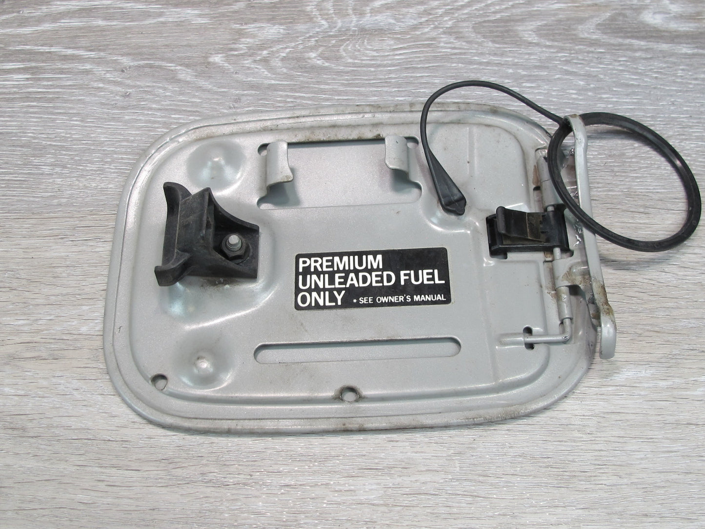 01-06 Lexus UCF30L LS430 Fuel Filler Door Lid Cover Silver OEM