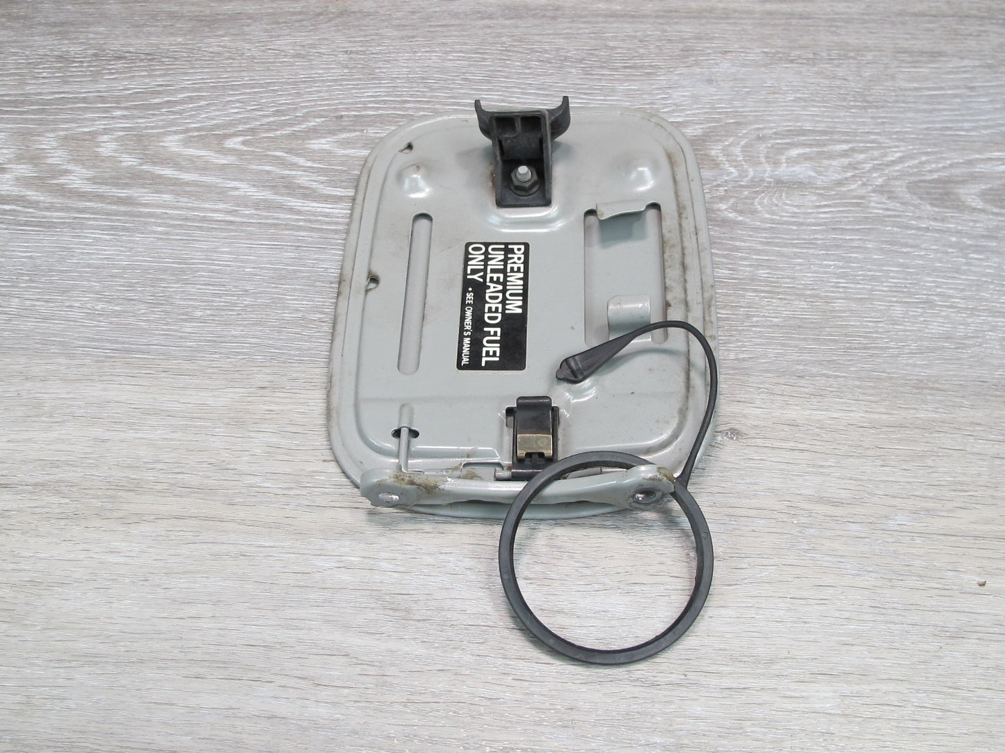 01-06 Lexus UCF30L LS430 Fuel Filler Door Lid Cover Silver OEM