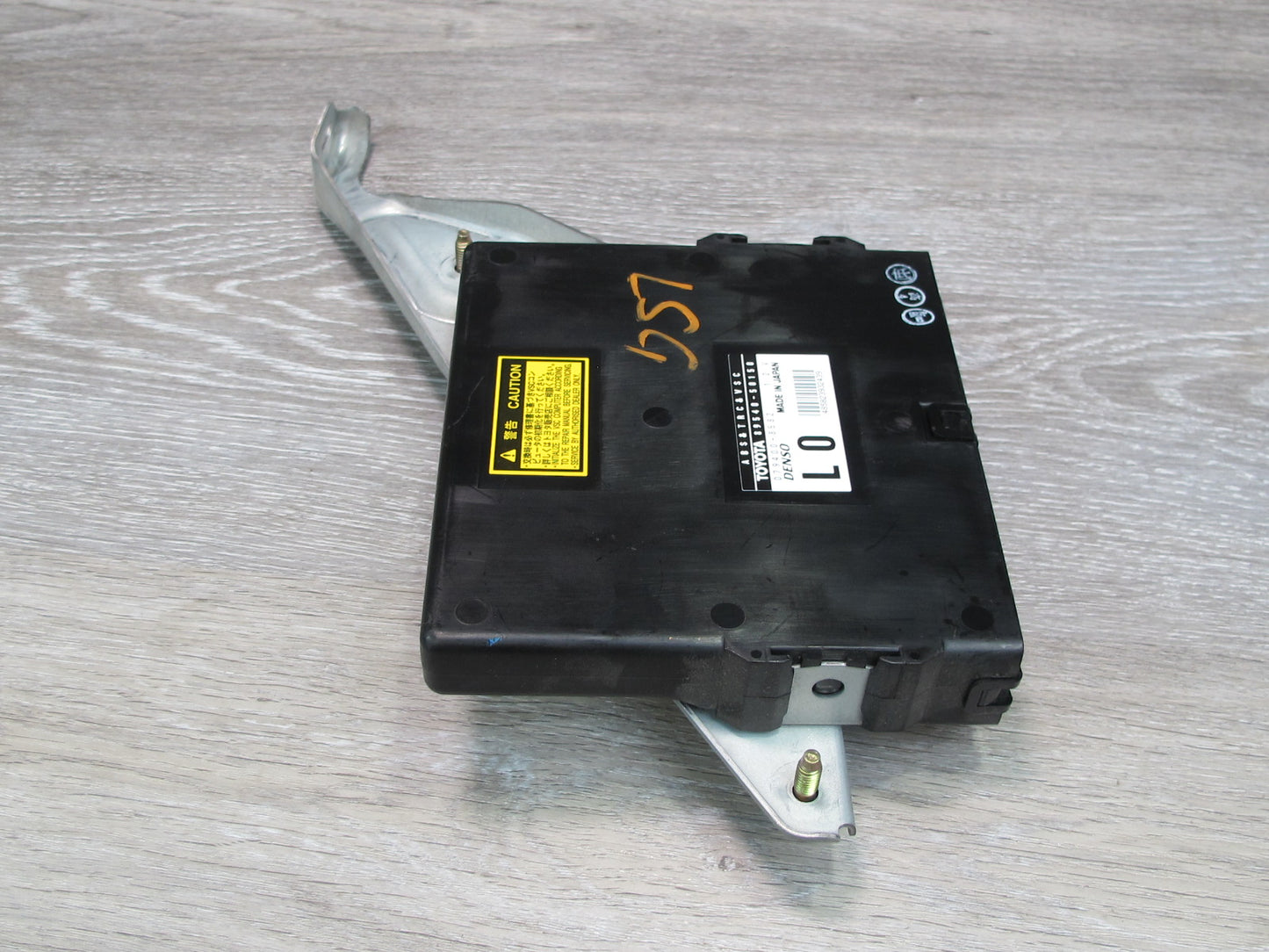 01-06 Lexus UCF30L LS430 ABS TRC VSC Traction Control Module 89540-50150 OEM