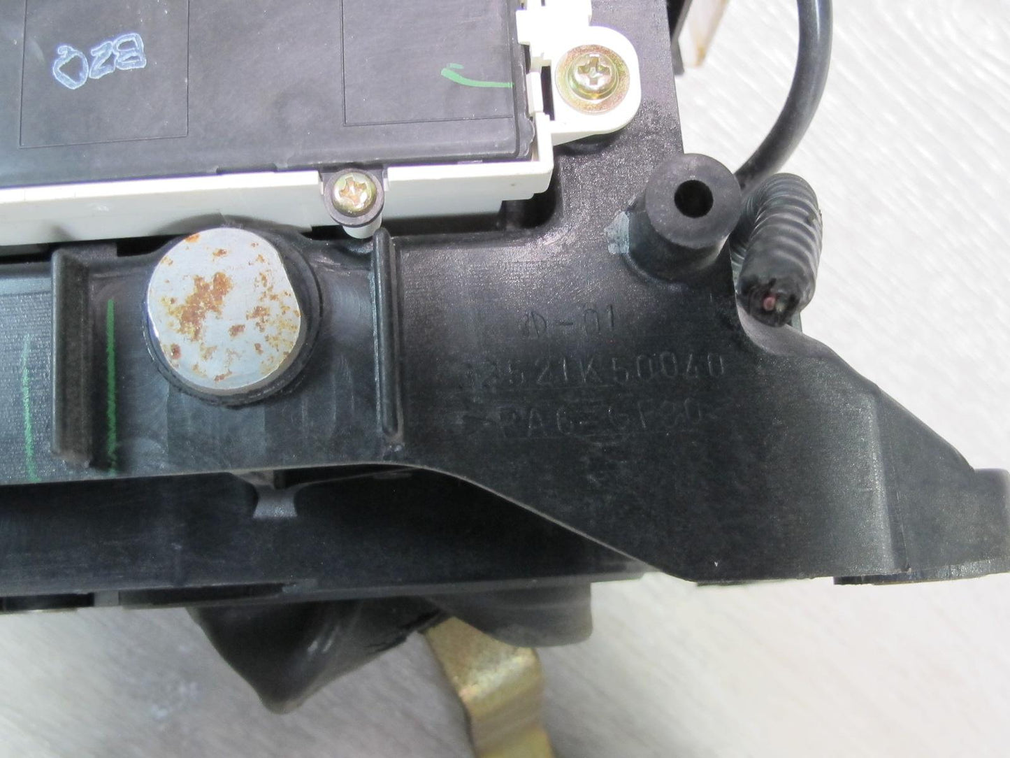01-03 Lexus UCF30L LS430 A/T Automatic Transmission Shifter Assembly OEM