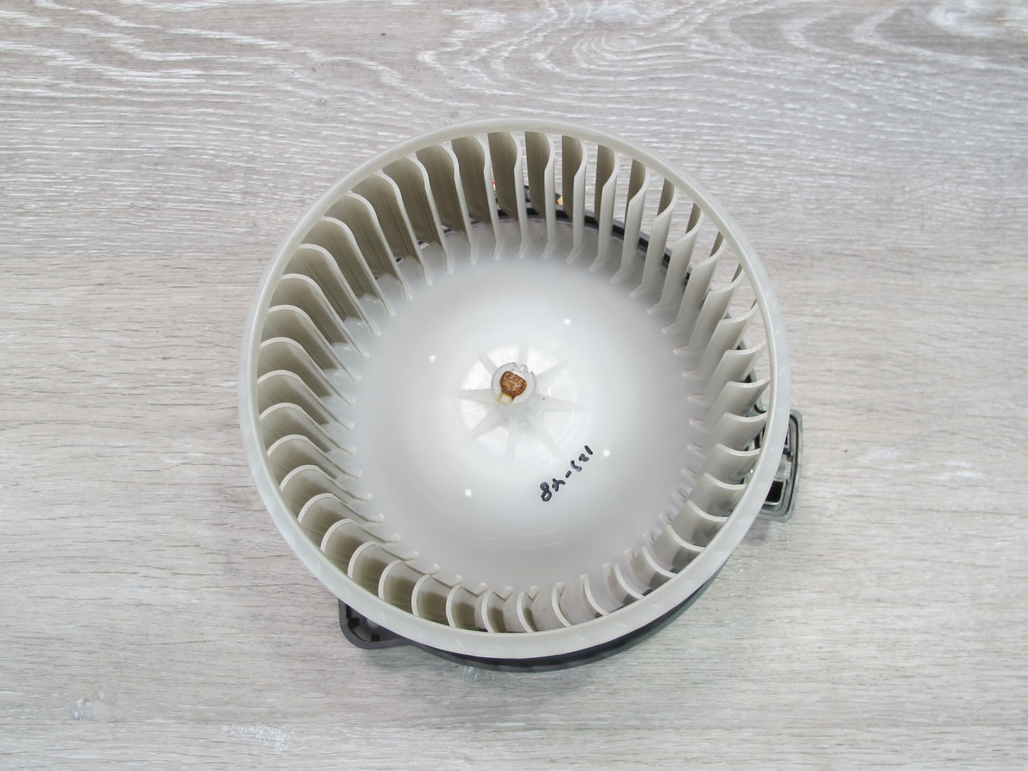 01-06 Lexus UCF30L LS430 A/C Heater Blower Motor Fan 87103-50070 OEM