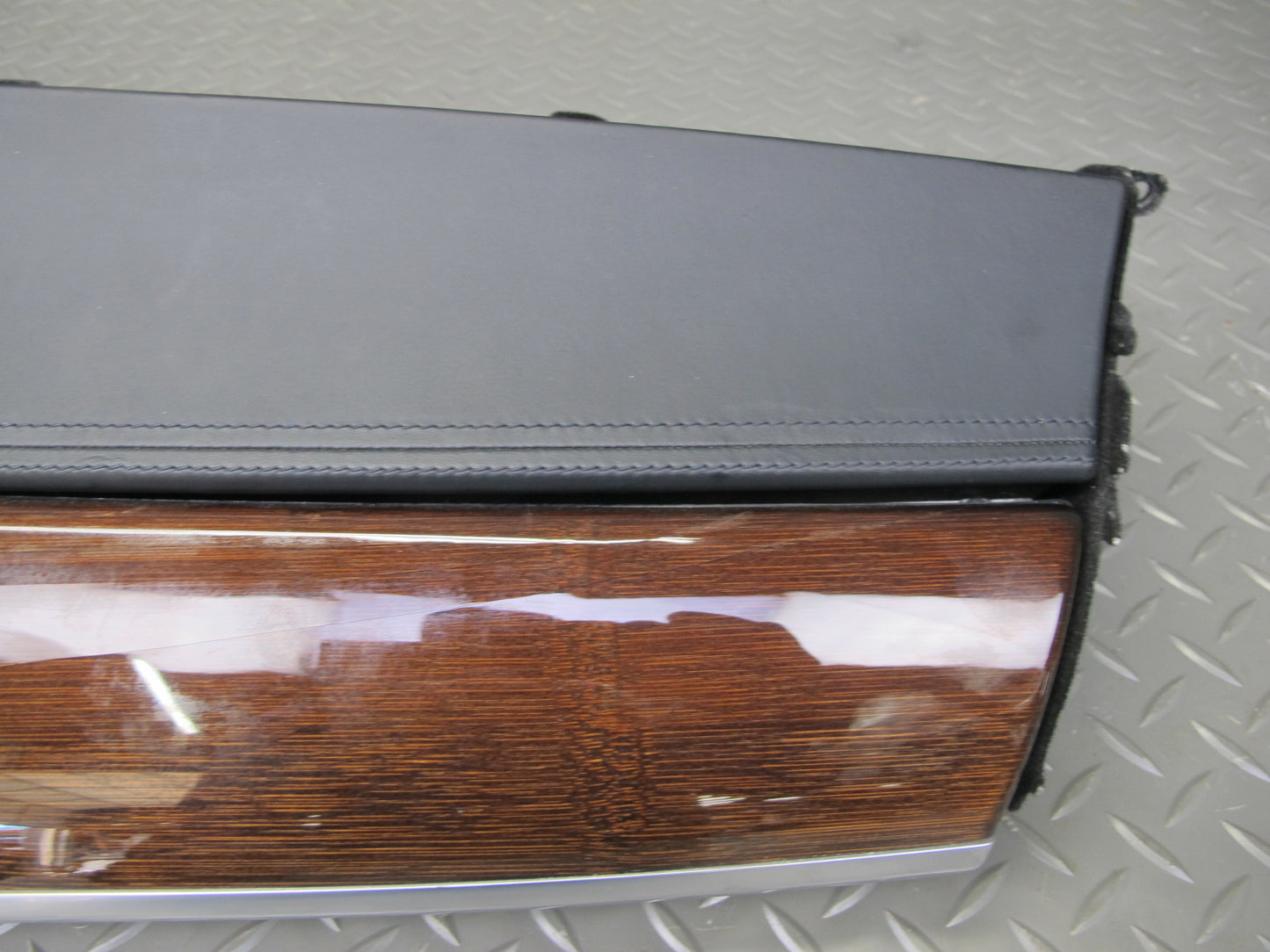 2008-2014 BMW E71 E72 X6 Dash Glove Box Storage Door Lid Cover