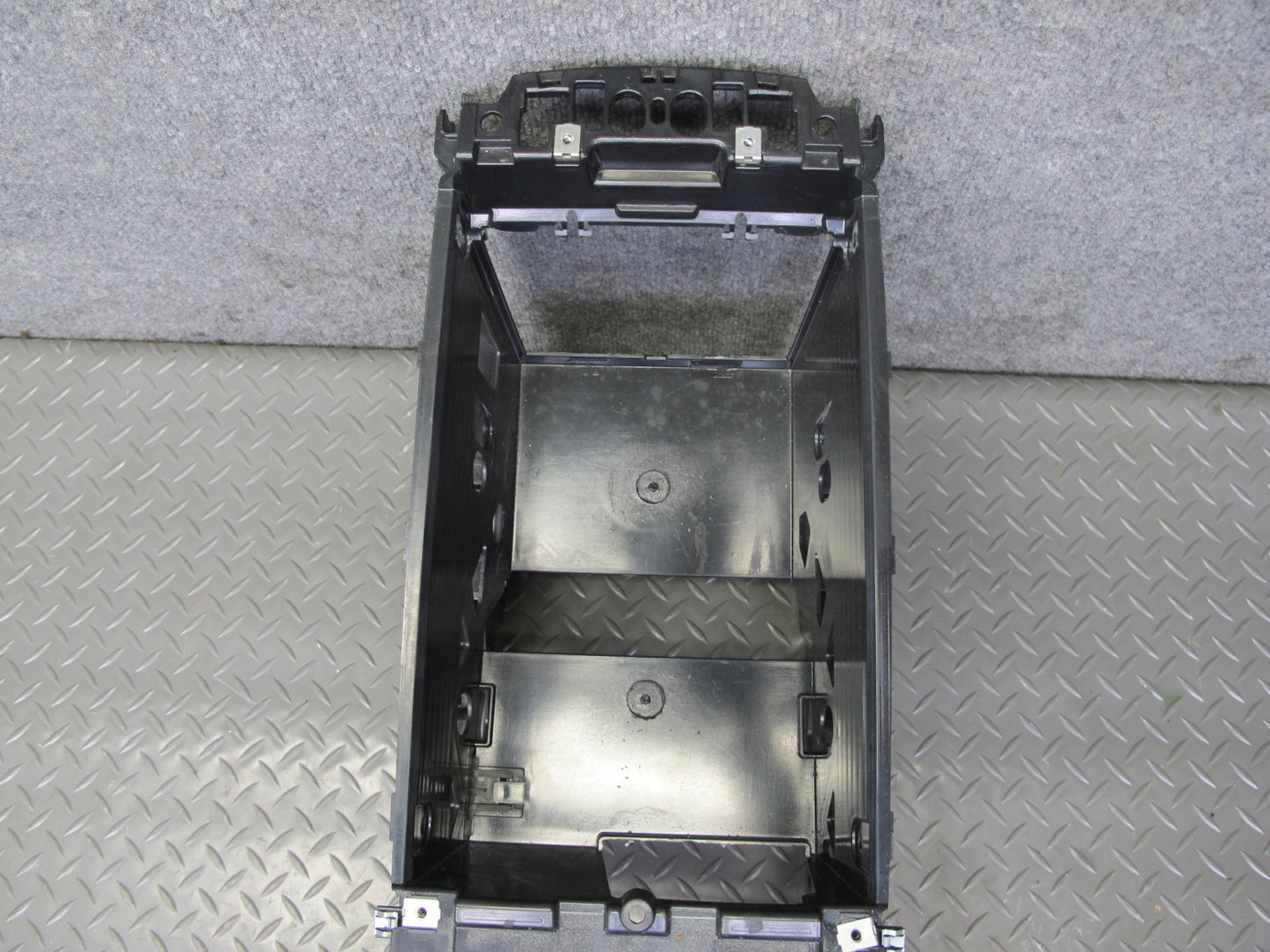 2008-2014 BMW E71 E72 X6 Center Console Frame Bracket Support Base Housing