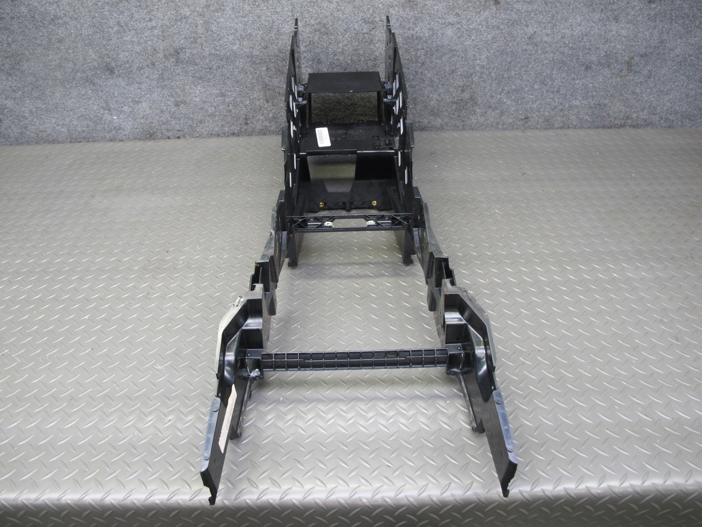 2008-2014 BMW E71 E72 X6 Center Console Frame Bracket Support Base Housing