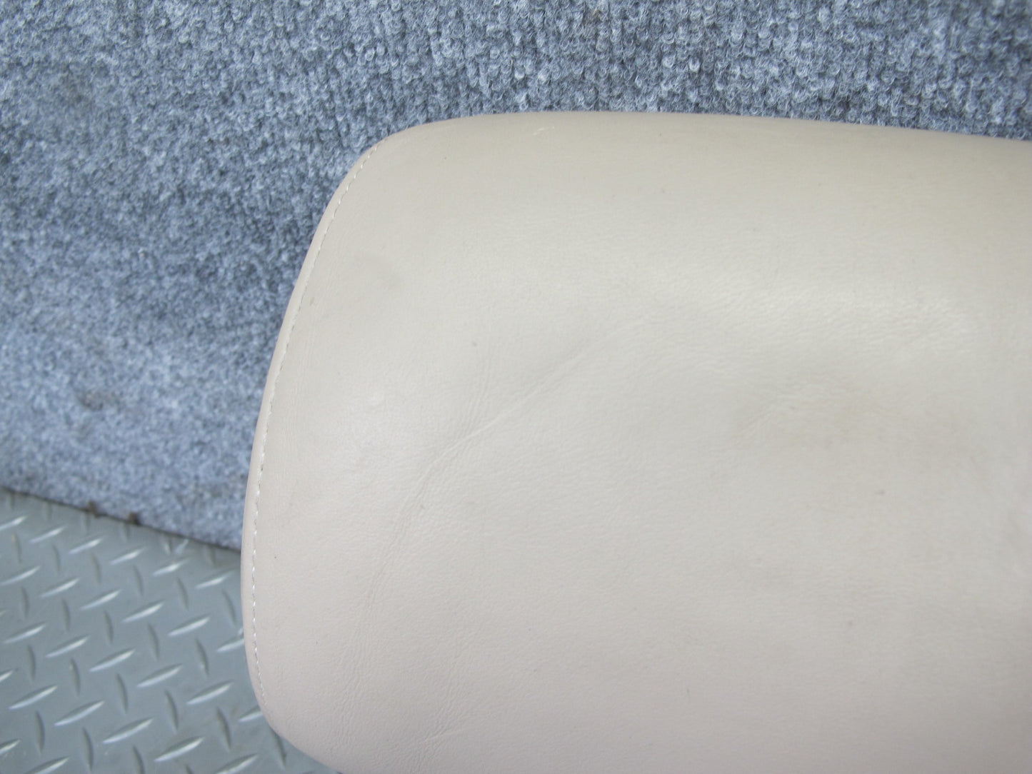 92-98 Lexus UZZ30L SC300 SC400 Set of 2 Front Seat Leather Headrest Ivory OEM