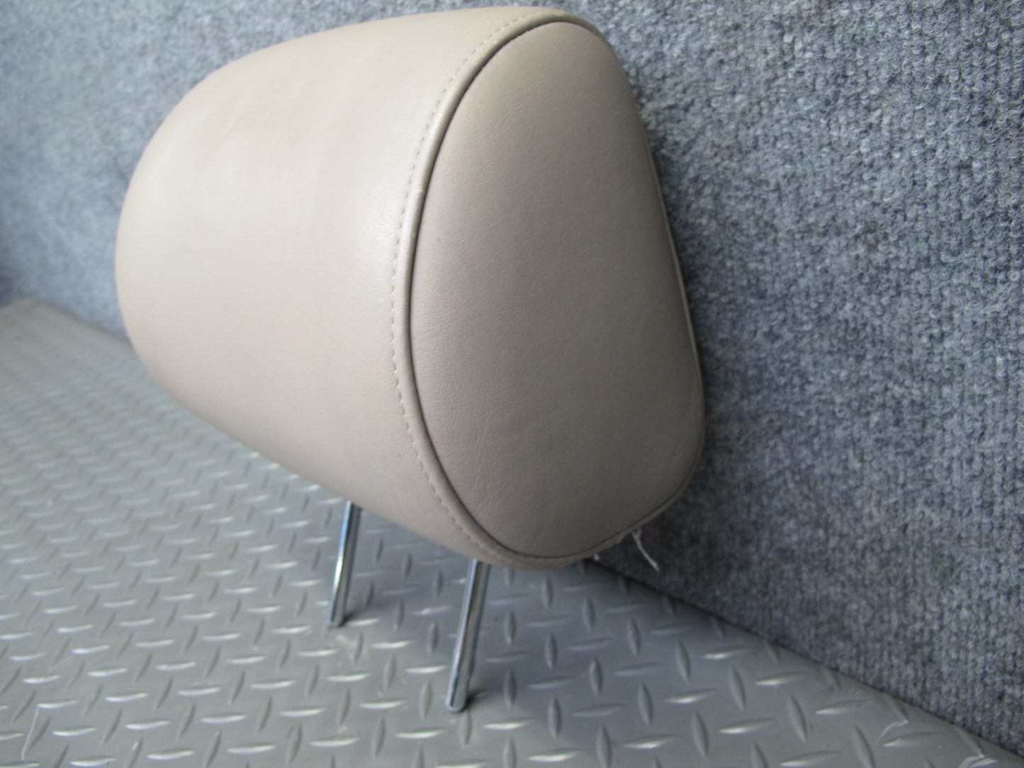 92-98 Lexus UZZ30L SC300 SC400 Set of 2 Front Seat Leather Headrest Ivory OEM