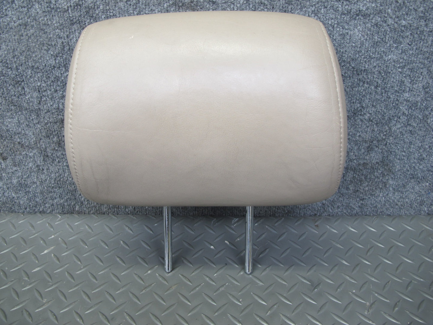 92-98 Lexus UZZ30L SC300 SC400 Set of 2 Front Seat Leather Headrest Ivory OEM