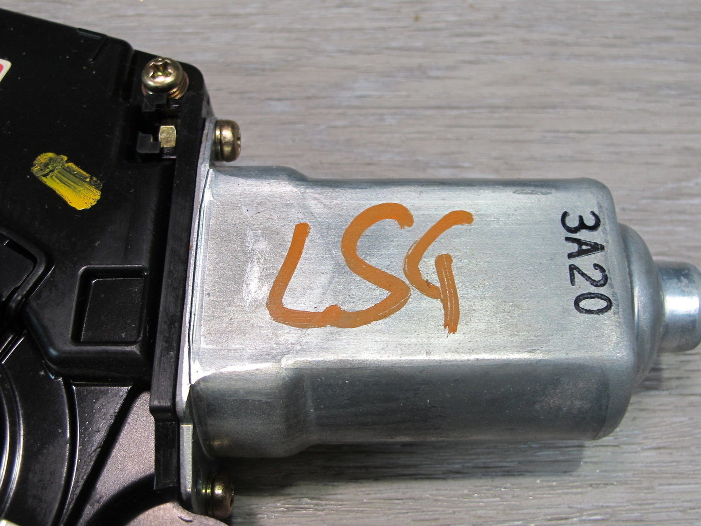 02-03 Lexus UCF30L LS430 Sunroof Motor Drive Unit 63260-50051 OEM